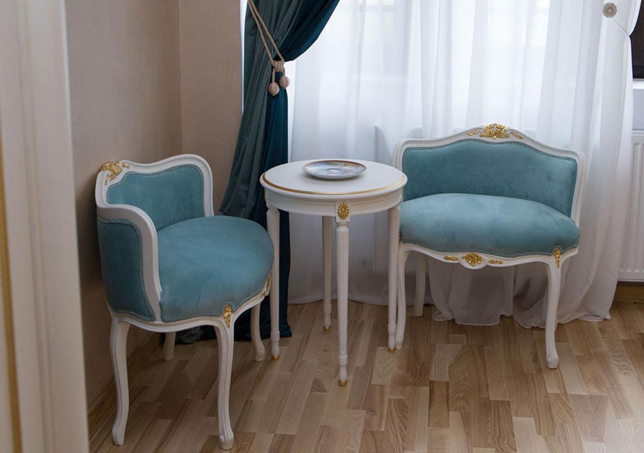 Hotel Boutique Vila Lakastel Sinaia Eksteriør bilde